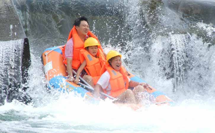 拓展训练课程：漂流