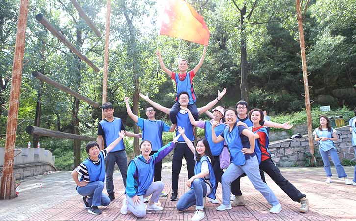 拓展训练带给：六一亲子活动